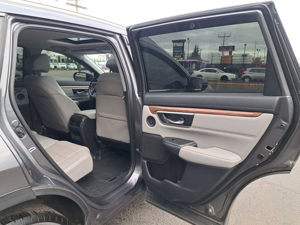 Used 2017 Honda CR-V Touring image 14