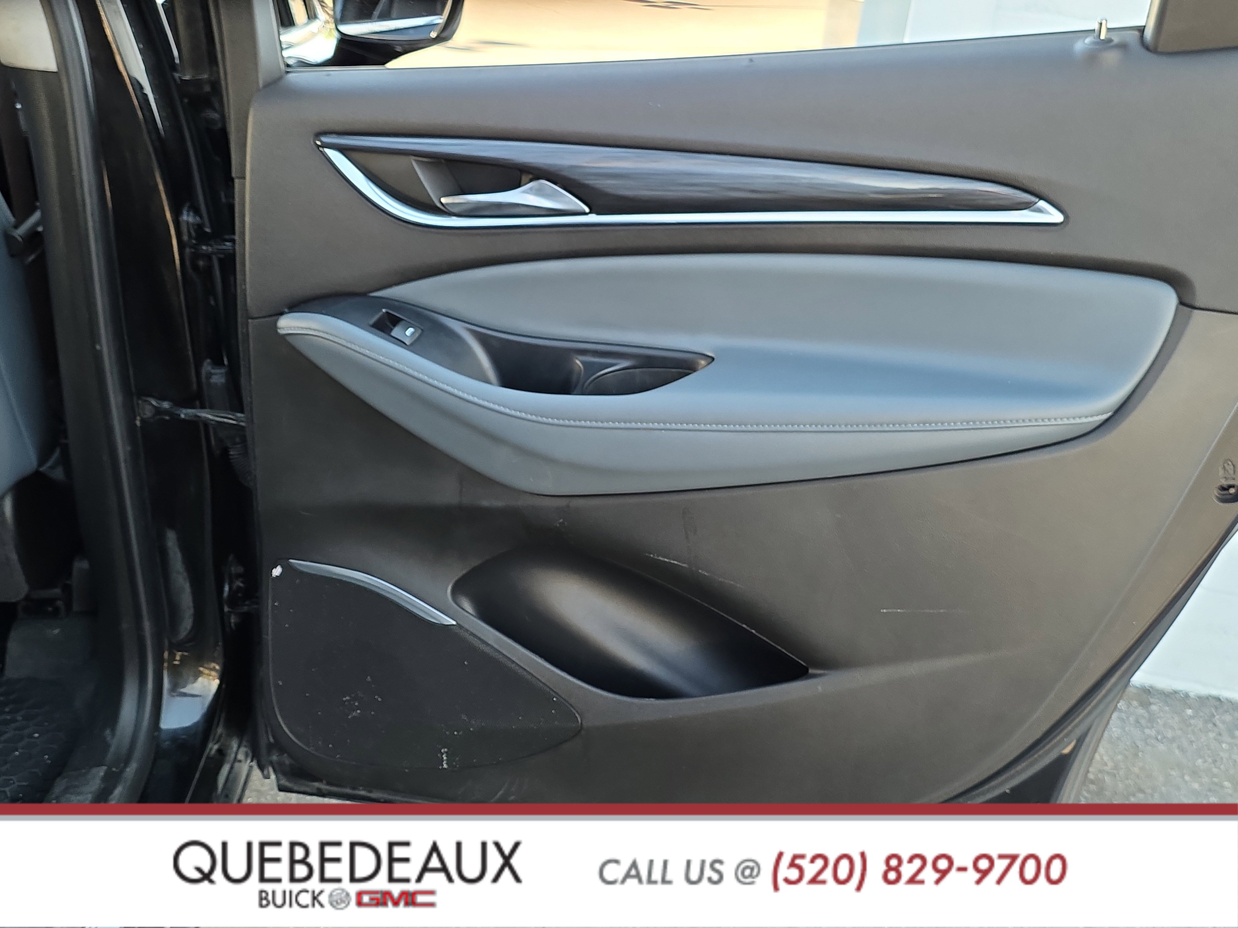 Used 2021 Buick Enclave Essence w/ Sport Touring Edition image 29