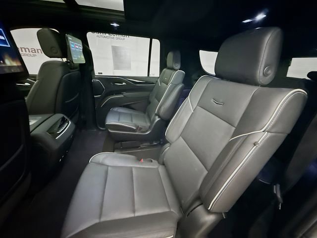 Used 2023 Cadillac Escalade ESV Sport image 27