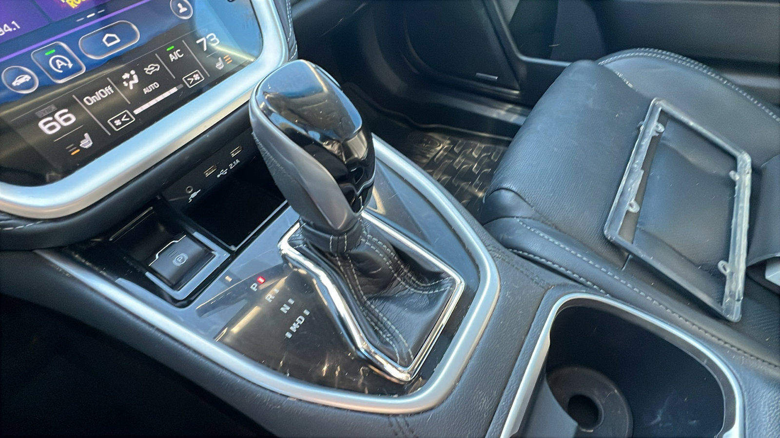 Used 2022 Subaru Outback Limited image 30