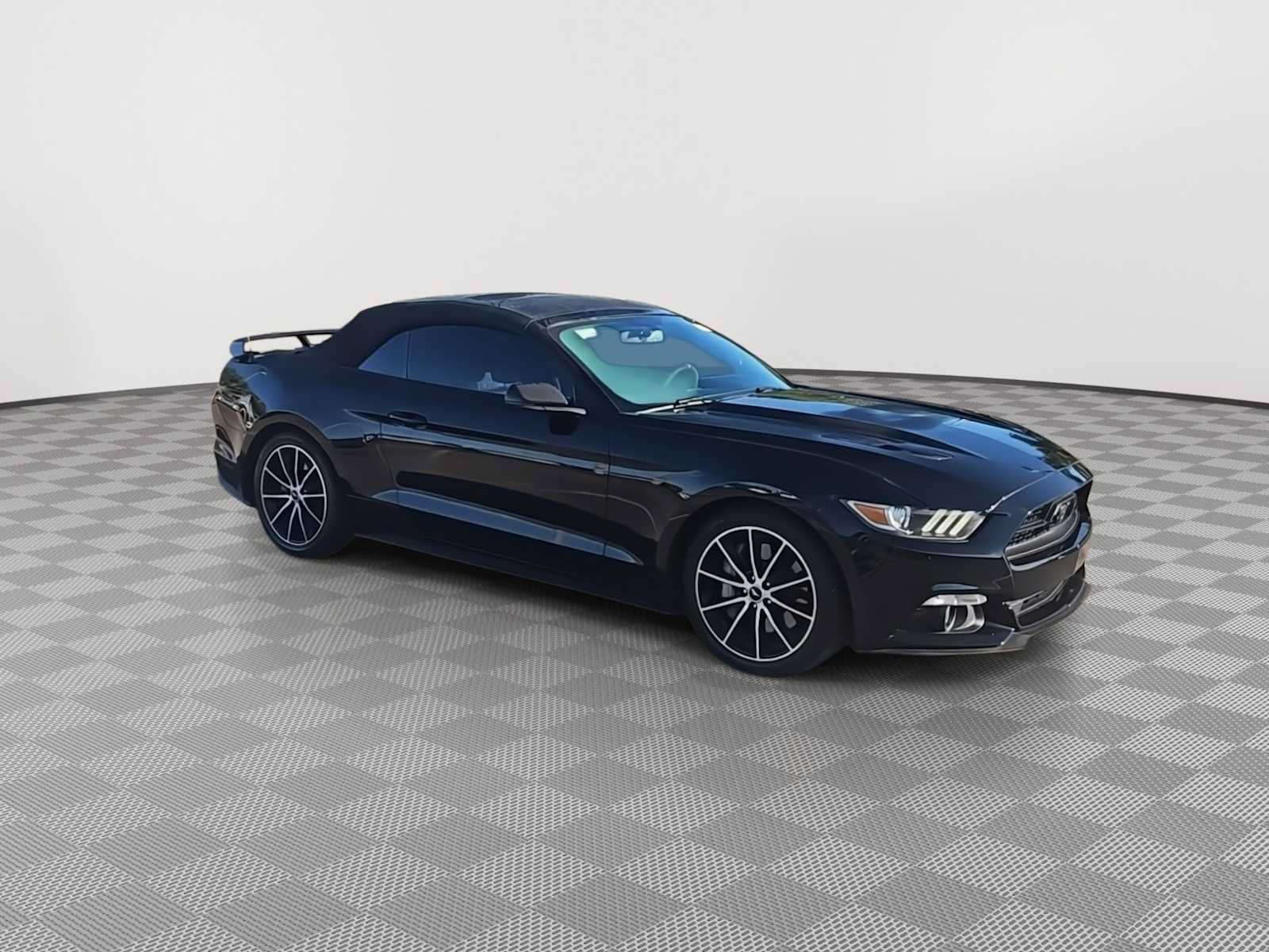 Used 2015 Ford Mustang GT Premium w/ Equipment Group 401A RWD image 2