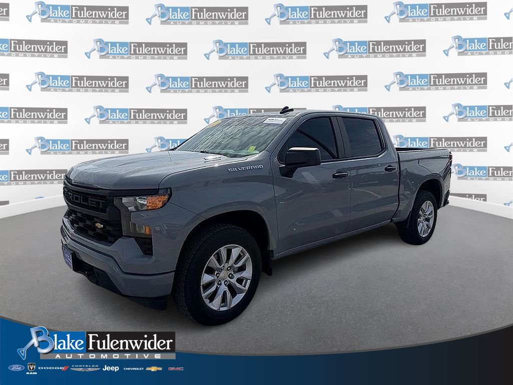 Used 2024 Chevrolet Silverado 1500 Custom image 1