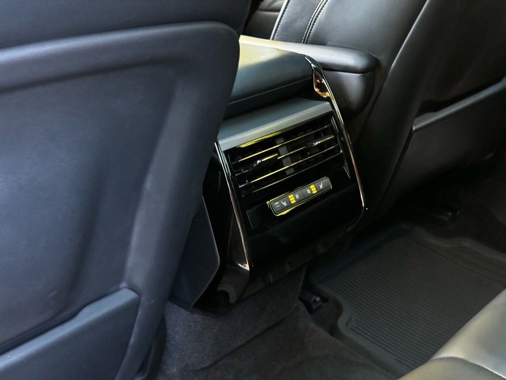 Used 2023 Land Rover Range Rover Sport SE image 15