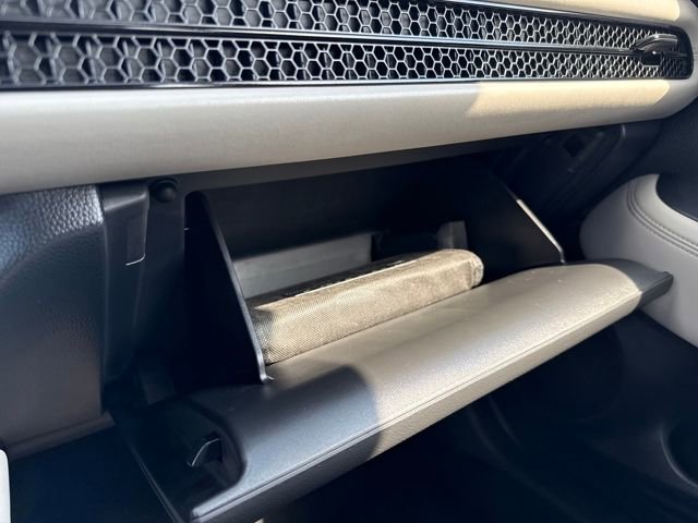 Certified 2023 Honda HR-V LX image 38