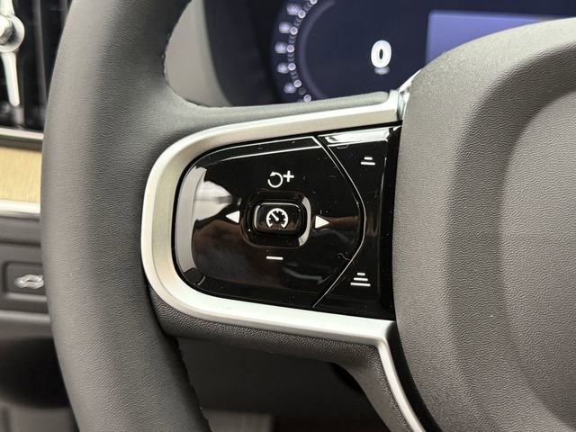 New 2026 Volvo XC60 B5 Core AWD/4WD image 20