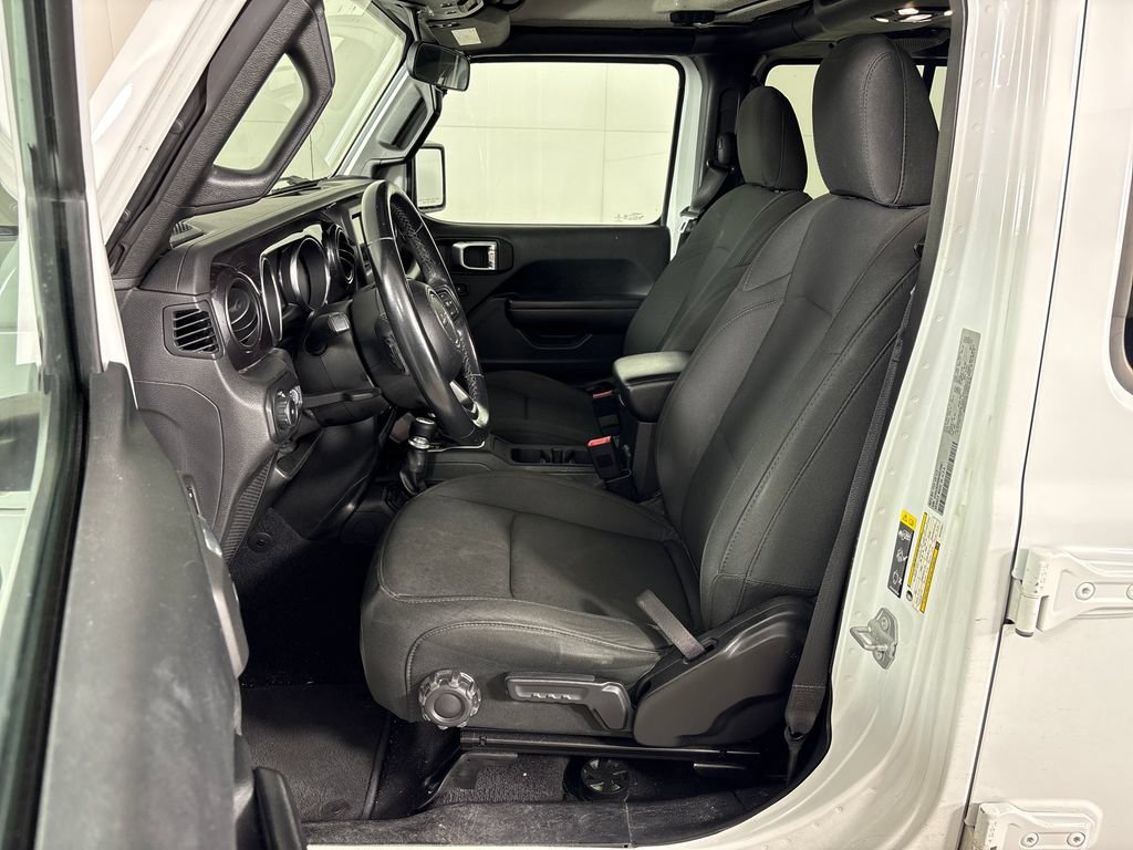Used 2021 Jeep Wrangler Unlimited Sport AWD/4WD image 30