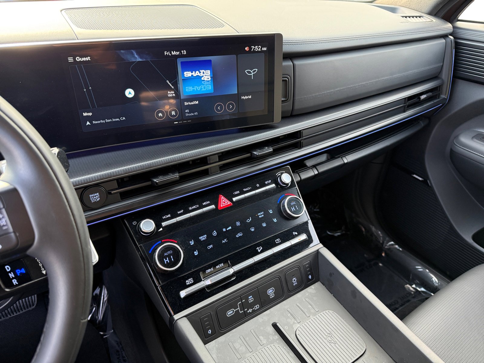 Certified 2025 Hyundai Santa Fe Calligraphy image 12