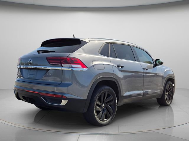 Used 2023 Volkswagen Atlas Cross Sport SE w/ Black Wheel Package image 6