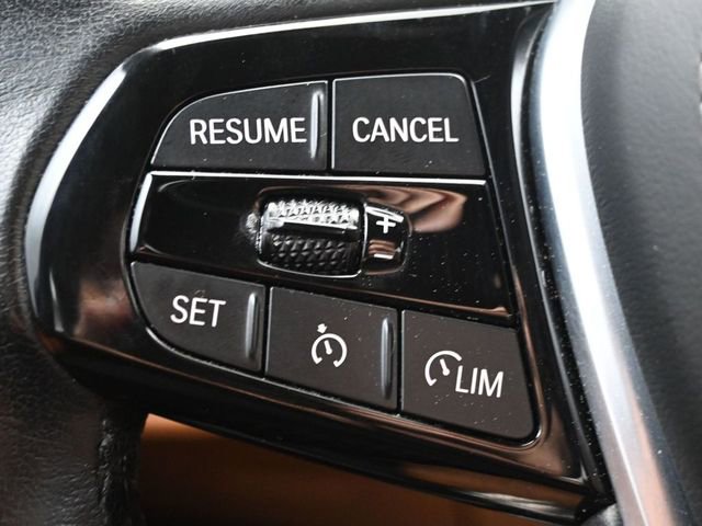 Used 2021 BMW 540i image 26