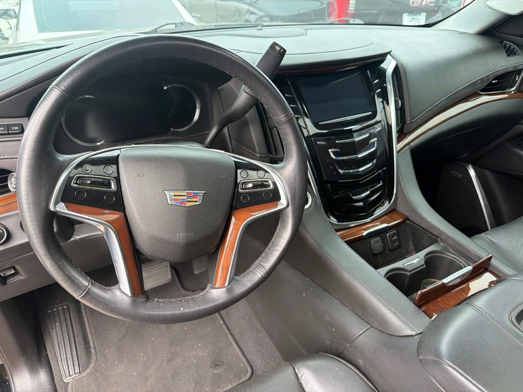 Used 2019 Cadillac Escalade ESV Premium Luxury AWD/4WD image 8