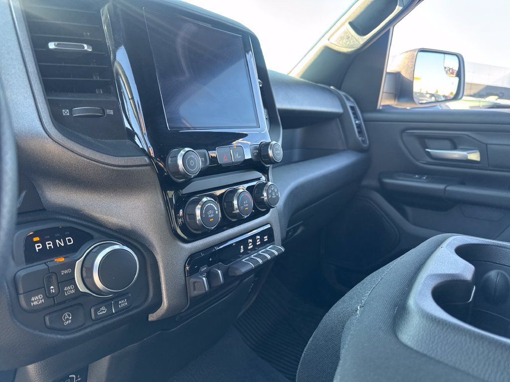 Used 2025 RAM 1500 Warlock AWD/4WD image 19