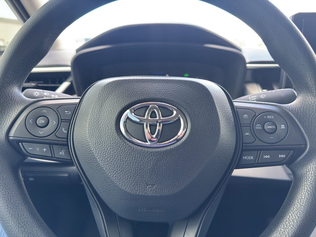 Used 2025 Toyota Corolla LE w/ LE Premium Package AWD/4WD image 16