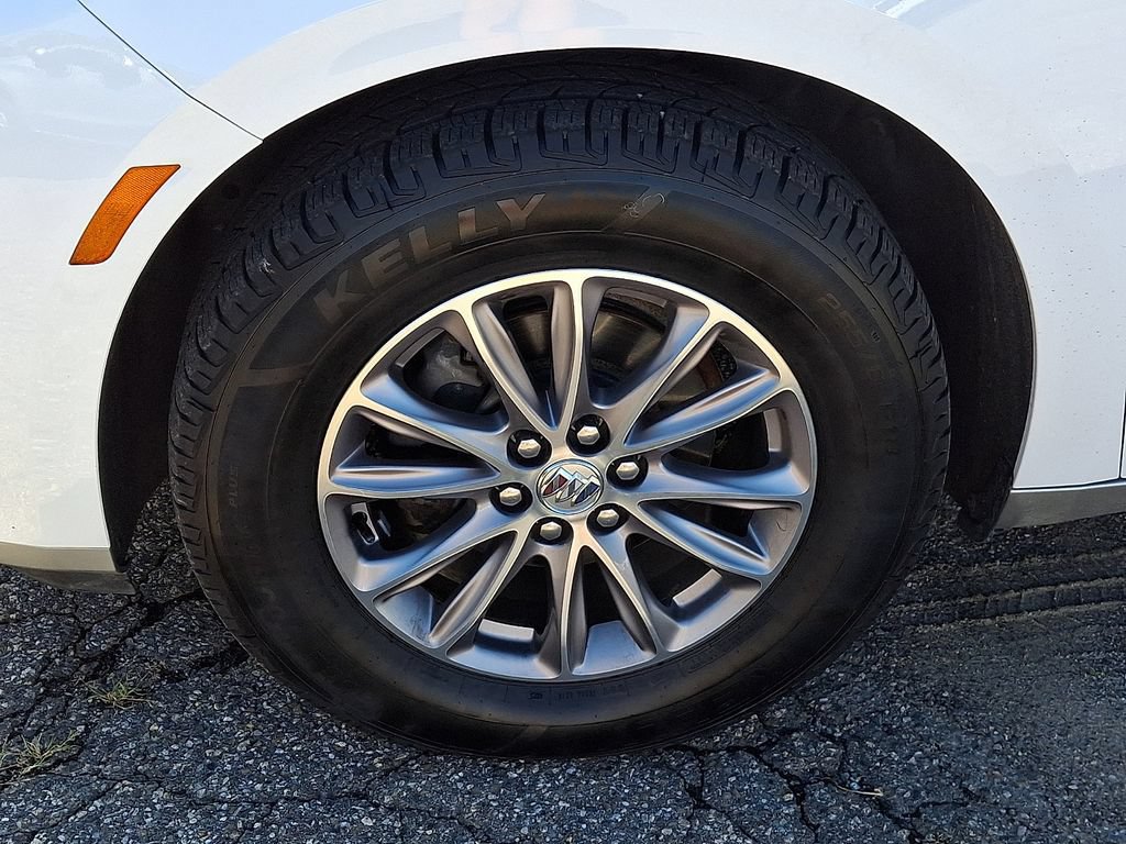 Used 2024 Buick Enclave Essence w/ Technology Package AWD/4WD image 13