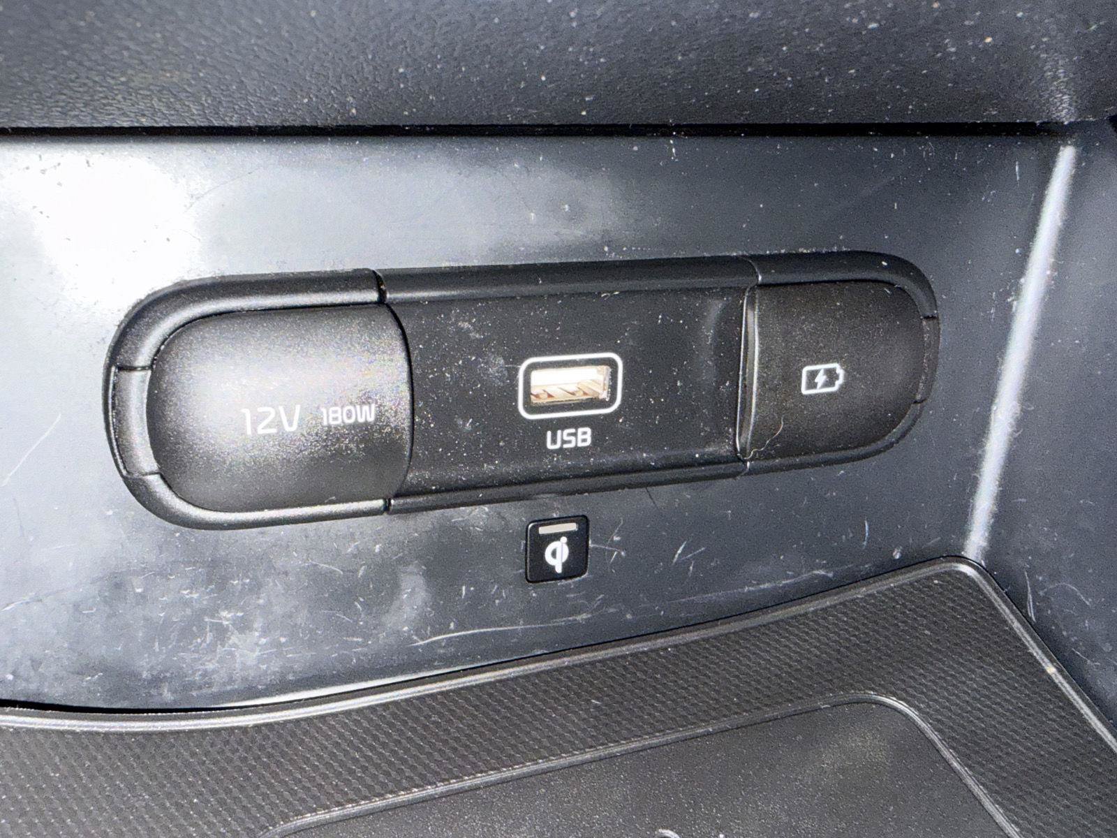 Used 2021 Kia Niro EX FWD image 28