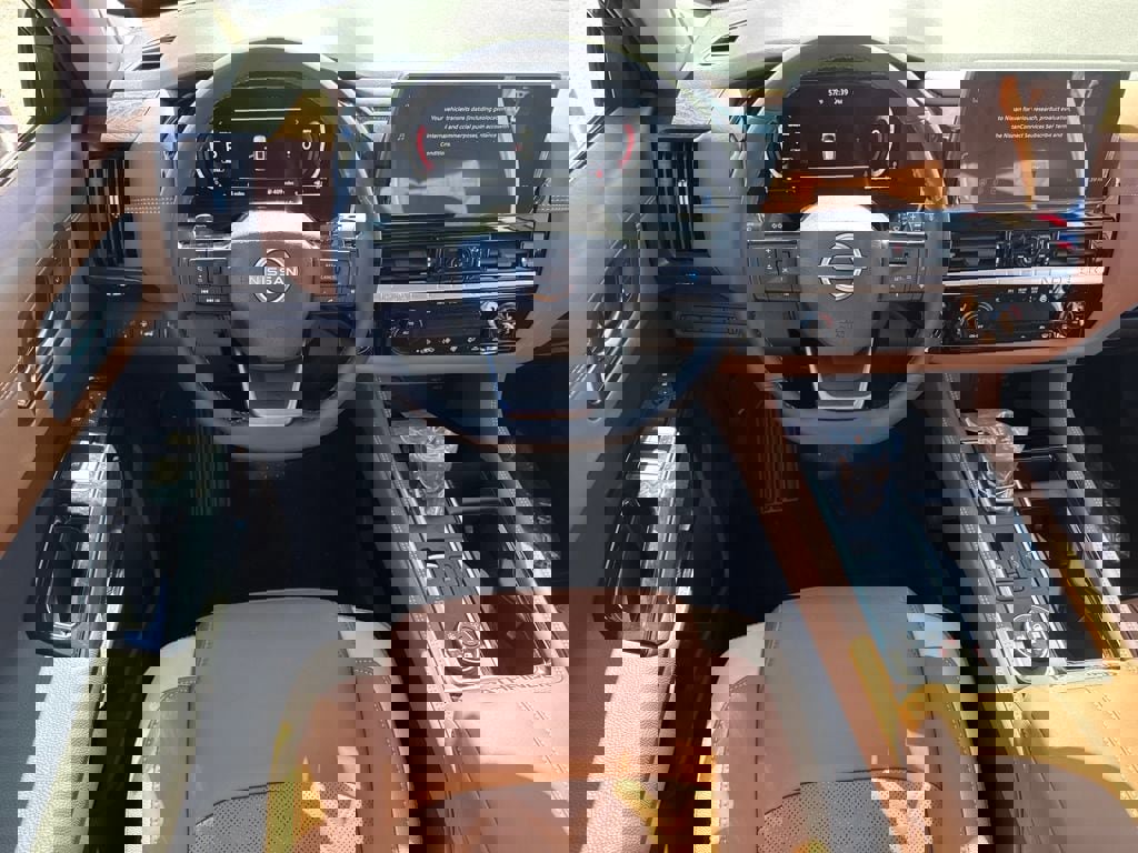 New 2026 Nissan Pathfinder Platinum image 14