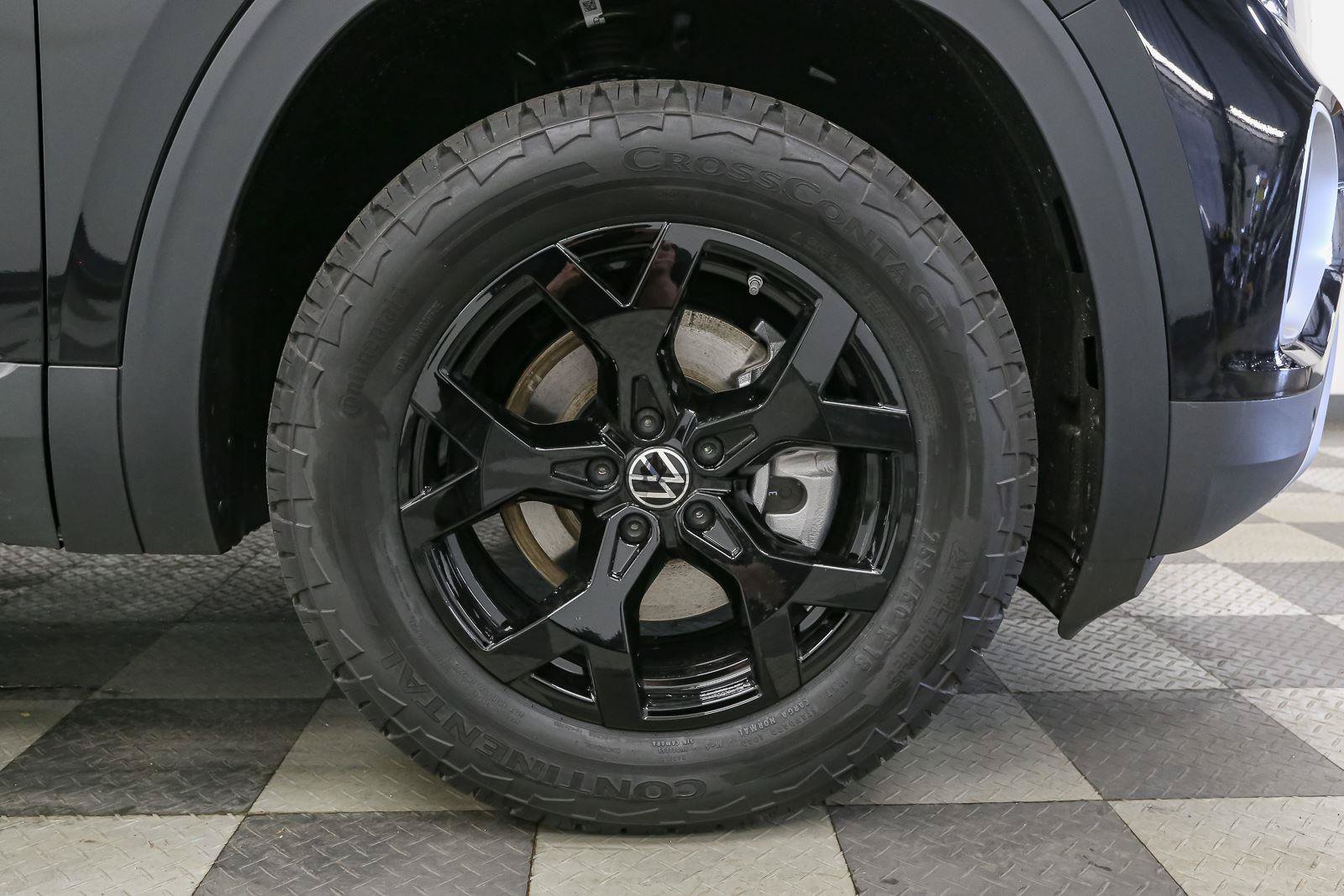 New 2026 Volkswagen Atlas Peak Edition AWD/4WD image 14