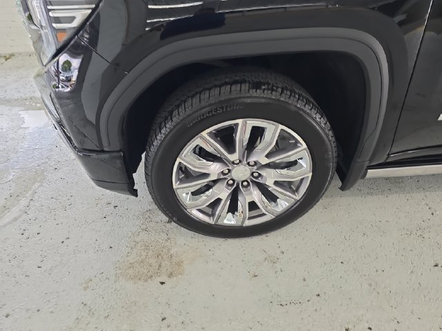 Certified 2025 GMC Sierra 1500 Denali w/ Denali Reserve Package AWD/4WD image 9