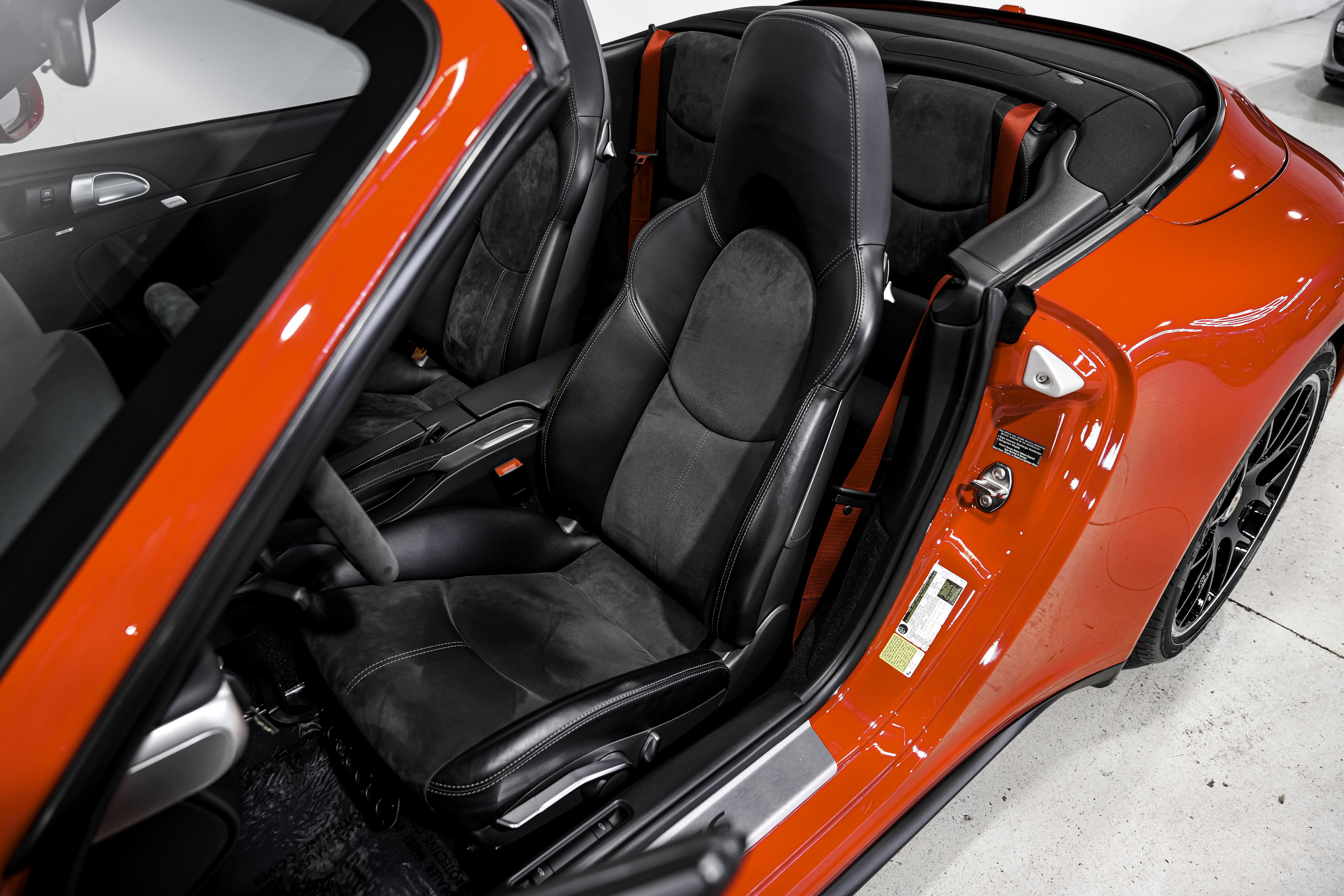 Used 2012 Porsche 911 Carrera GTS image 18