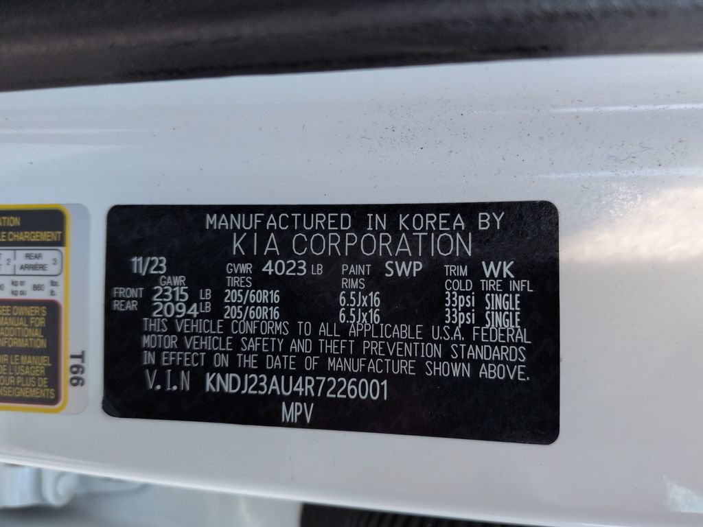 Used 2024 Kia Soul LX w/ Option Group 015 FWD image 29