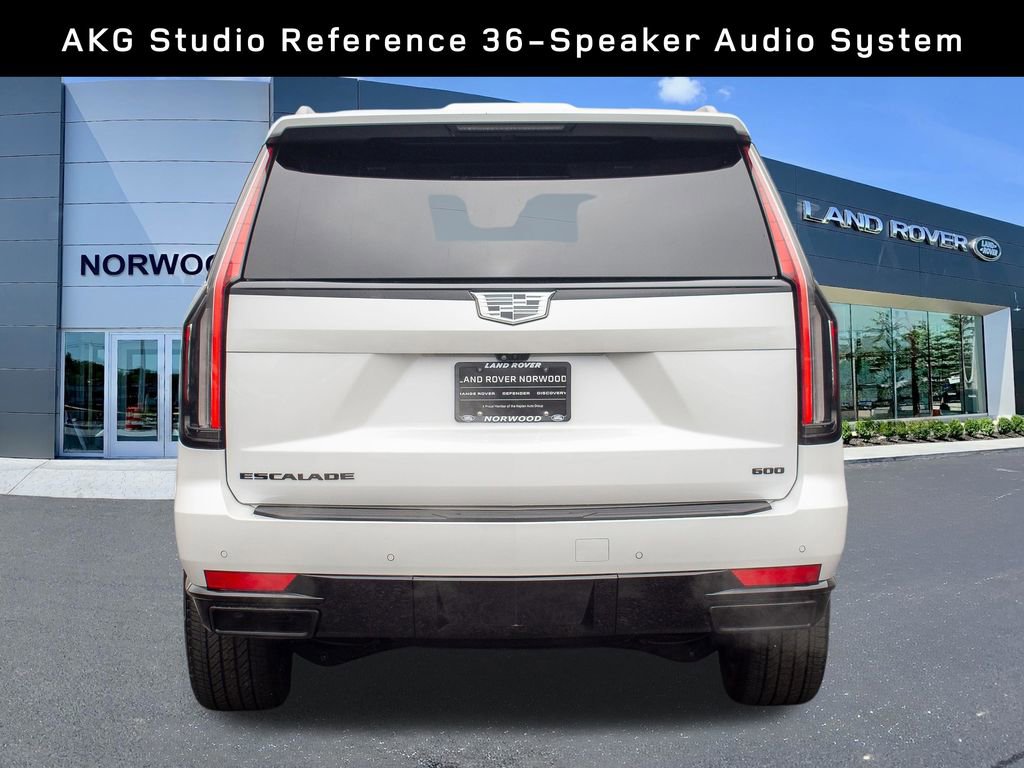 Used 2023 Cadillac Escalade Sport Platinum w/ LPO, ONYX Package image 5