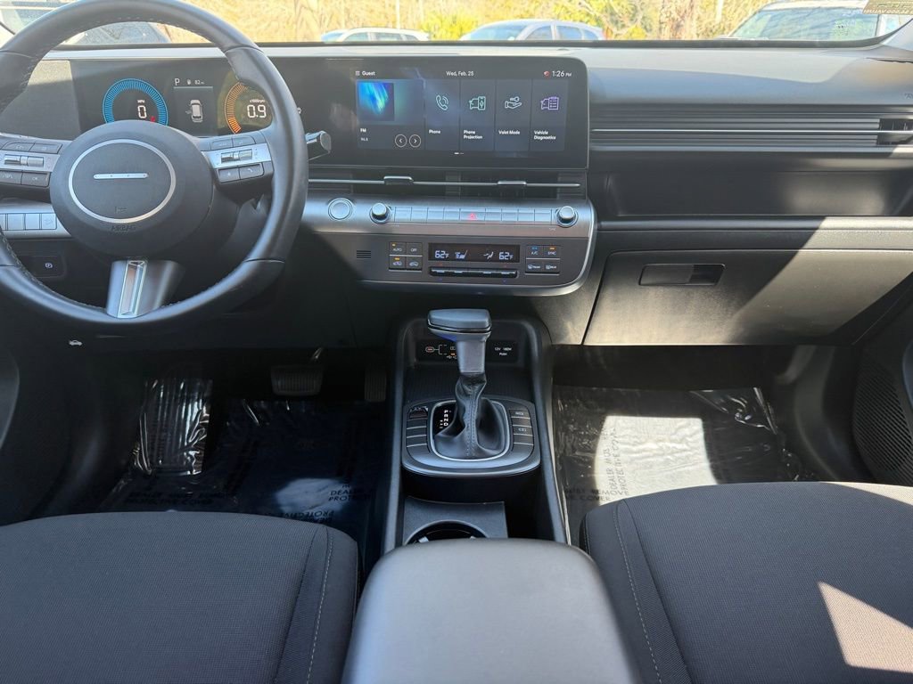 Used 2025 Hyundai Kona SEL image 13