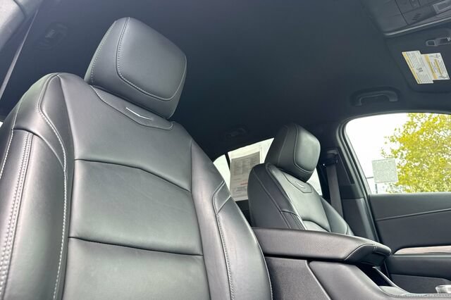 Certified 2025 Cadillac XT4 Premium Luxury FWD image 17