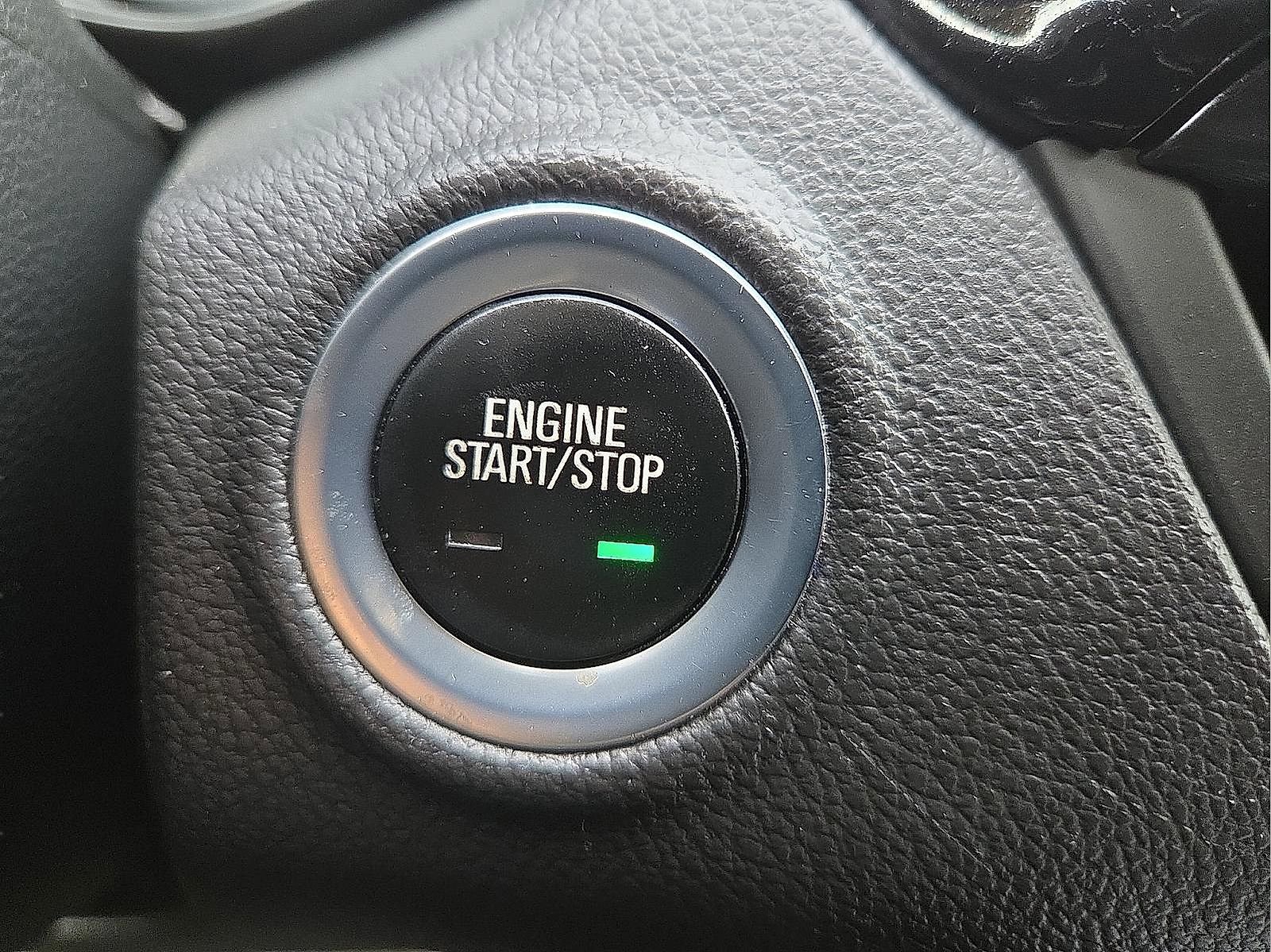 Certified 2020 Buick Envision Essence w/ LPO, Active Package image 21