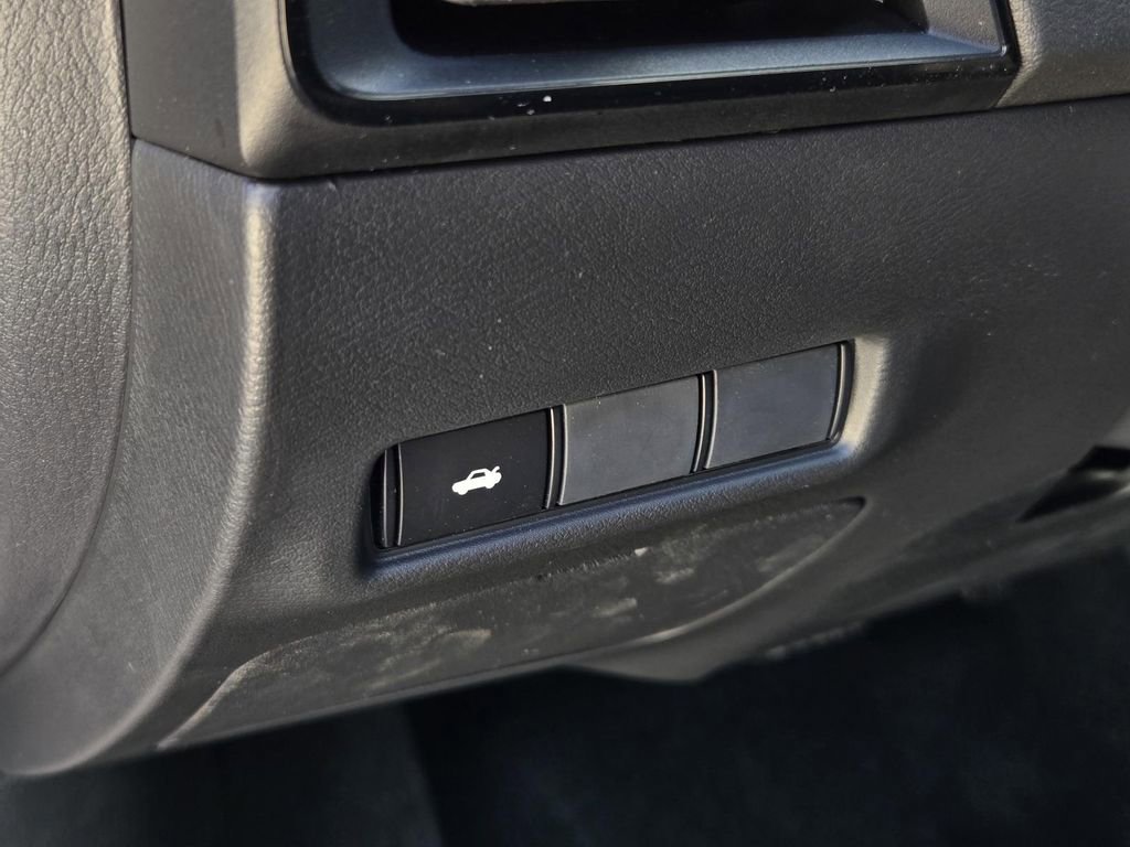 New 2026 Nissan Sentra SV w/ Floor Mat Package FWD image 16