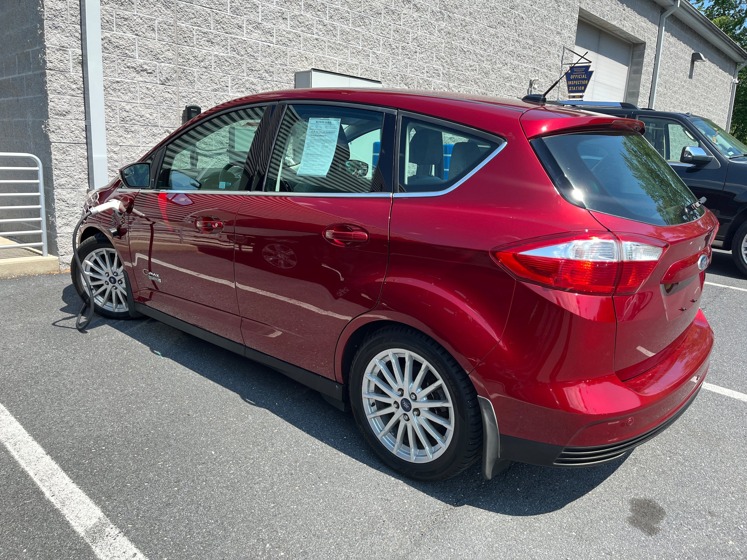 Used 2016 Ford C-MAX Energi SEL w/ Equipment Group 301A FWD image 5