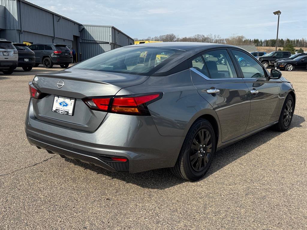 Used 2023 Nissan Altima 2.5 S FWD image 4