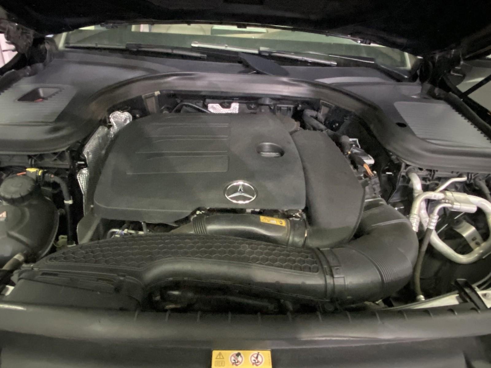 Used 2021 Mercedes-Benz GLC 300 4MATIC image 32