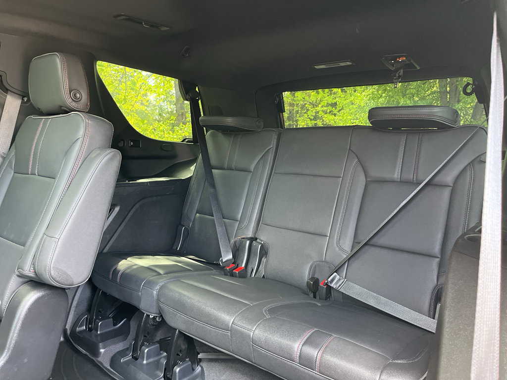 Used 2024 Chevrolet Tahoe RST w/ Luxury Package RWD image 33