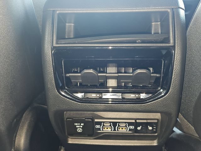 Used 2024 Jeep Grand Cherokee Limited AWD/4WD image 23