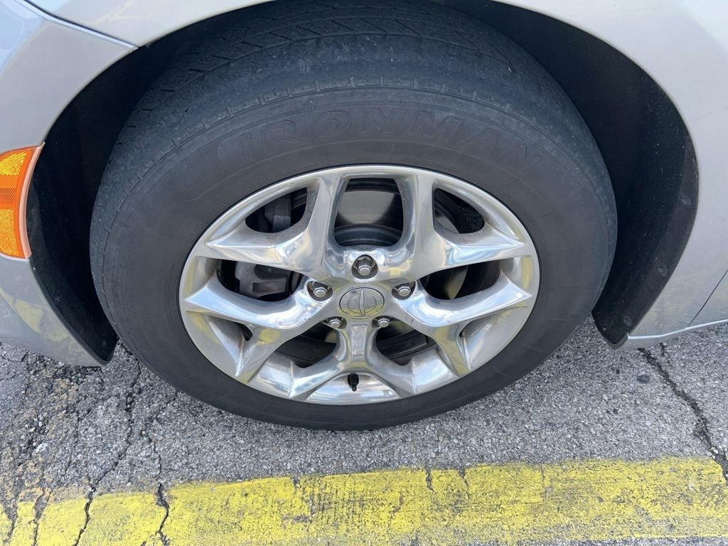 Used 2018 Chrysler Pacifica Limited image 10