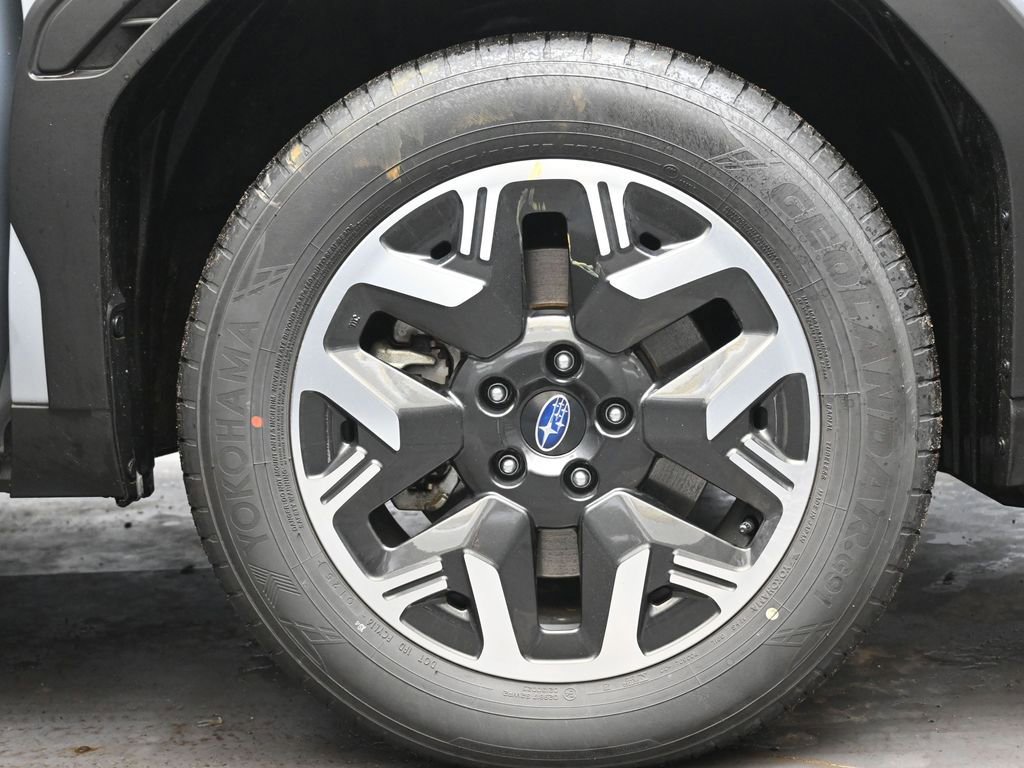 Certified 2025 Subaru Forester Premium image 10