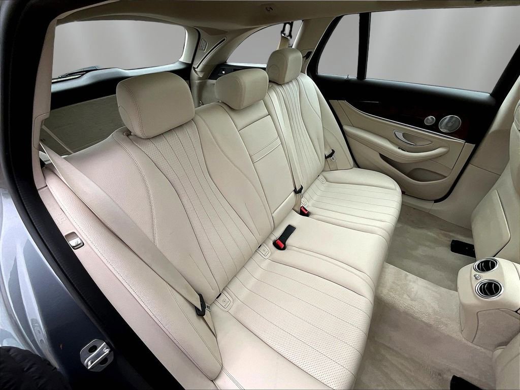 Used 2019 Mercedes-Benz E 450 4MATIC Wagon image 25