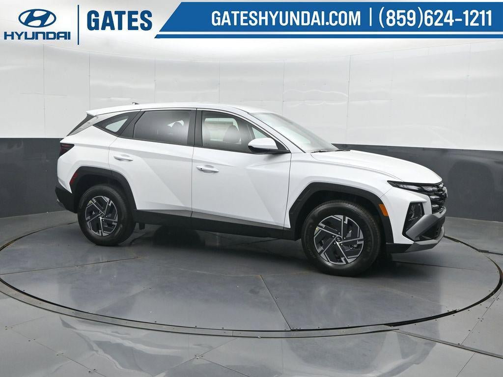 New 2026 Hyundai Tucson Blue SE AWD/4WD image 1