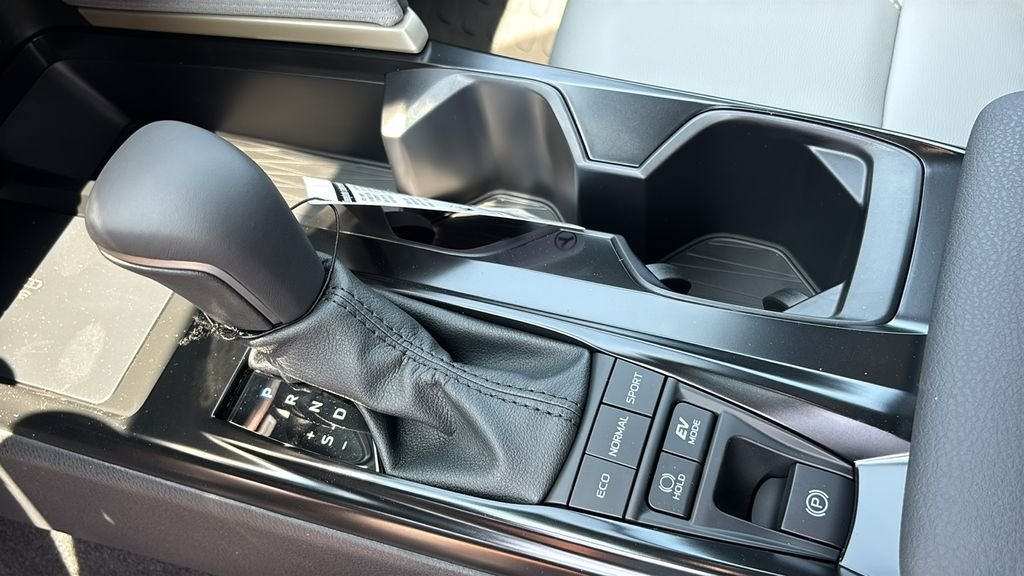 New 2026 Toyota Camry SE FWD image 21