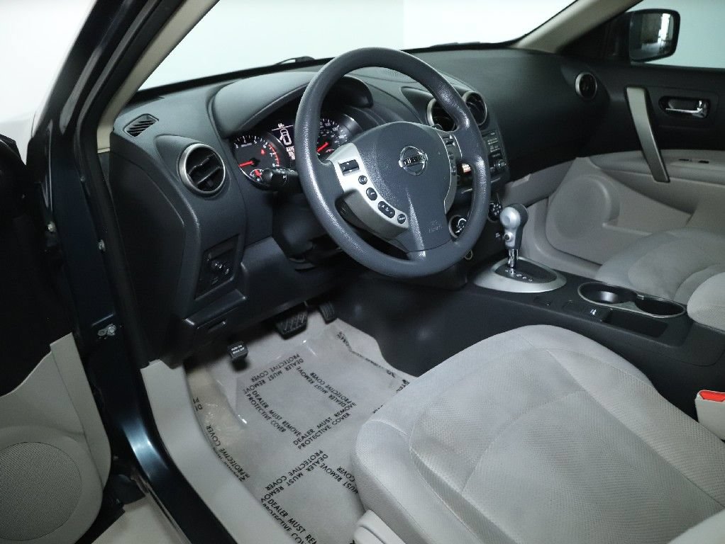 Used 2014 Nissan Rogue S w/ Convenience Package AWD/4WD image 17