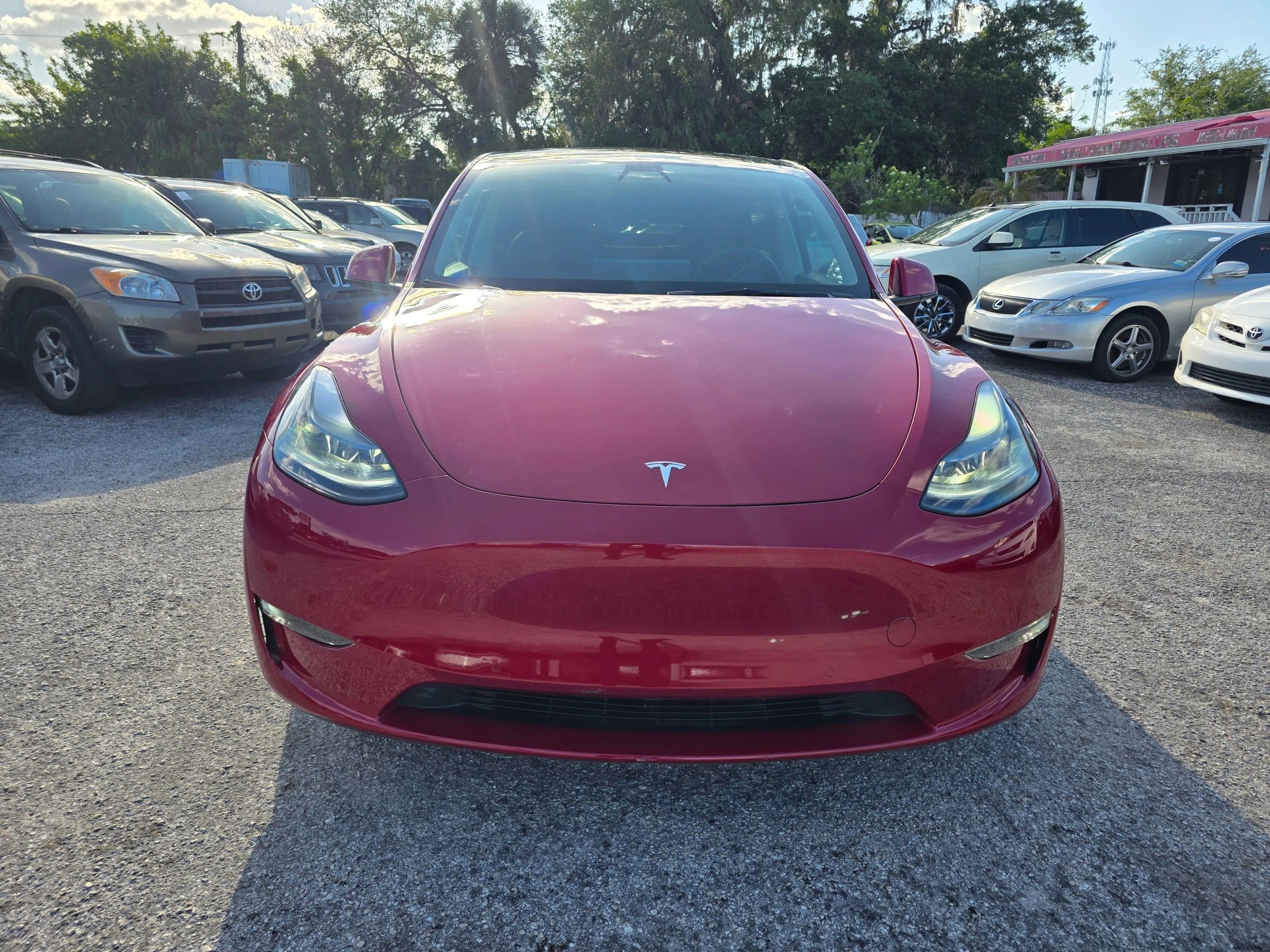 Used 2022 Tesla Model Y Performance AWD/4WD image 2