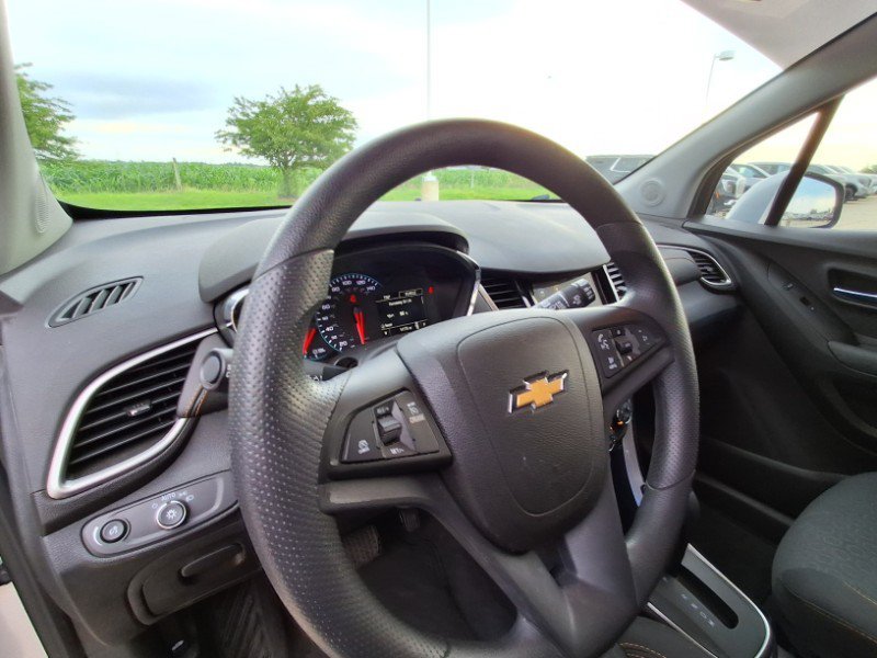 Used 2018 Chevrolet Trax LS w/ Fleet Convenience Package FWD image 10