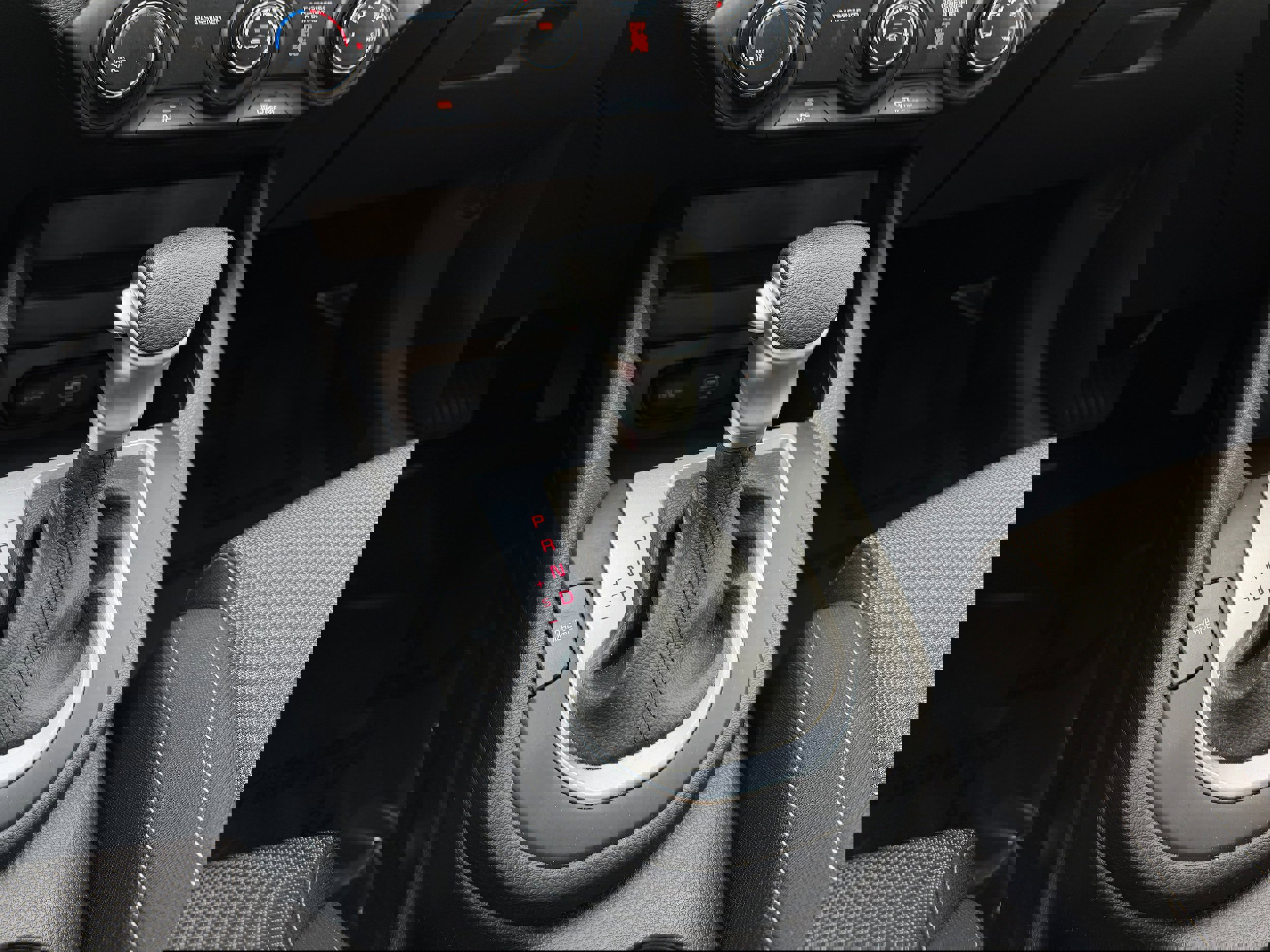 Used 2023 Kia Forte LXS image 14