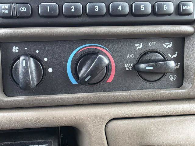 Used 2004 Ford F250 Lariat AWD/4WD image 25