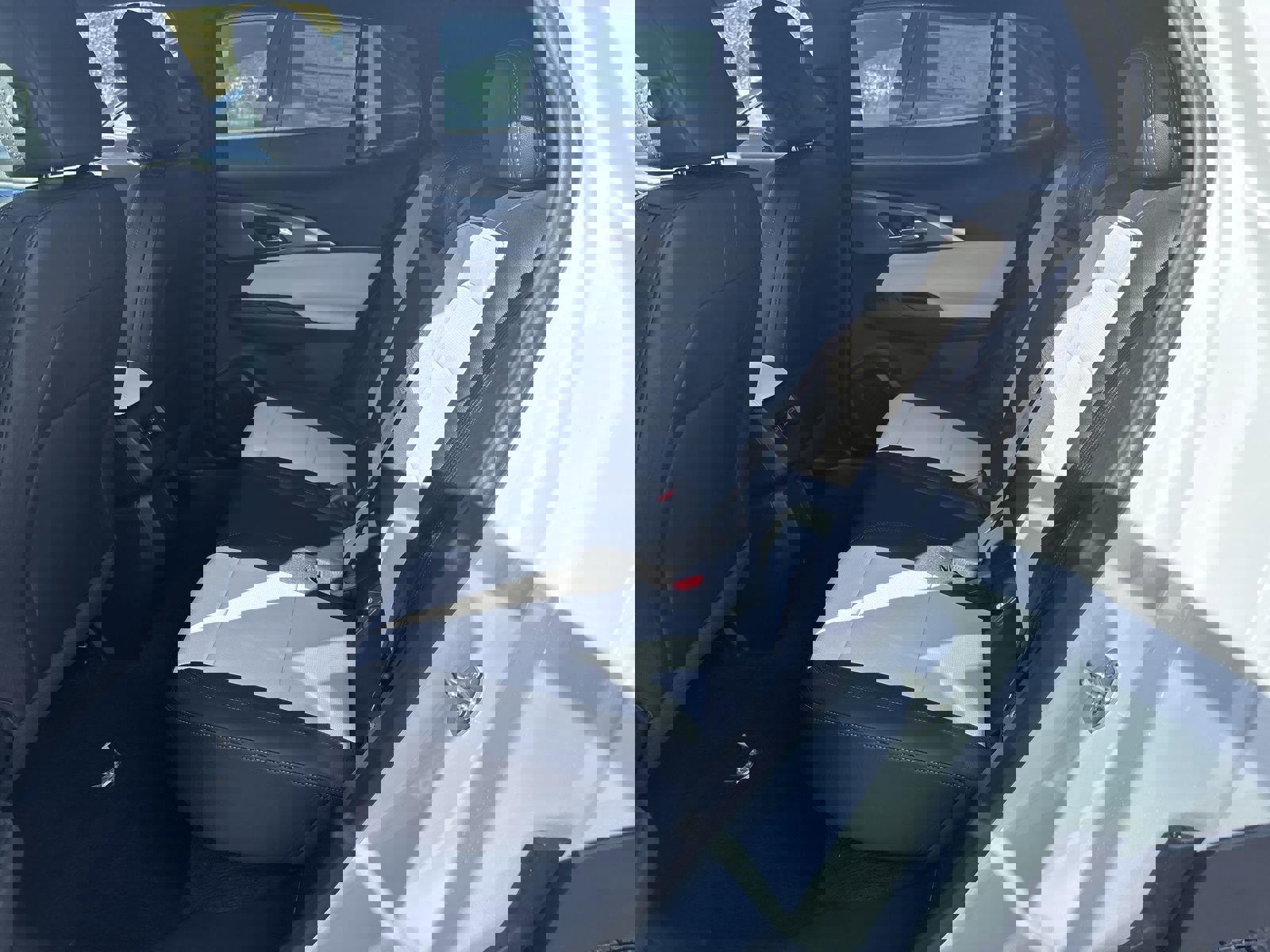 New 2026 Chevrolet Equinox EV LT image 24