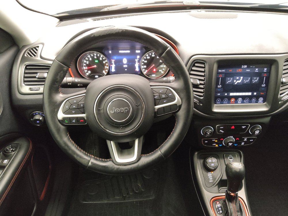 Used 2017 Jeep Compass Trailhawk w/ Safe & Security Group AWD/4WD image 22