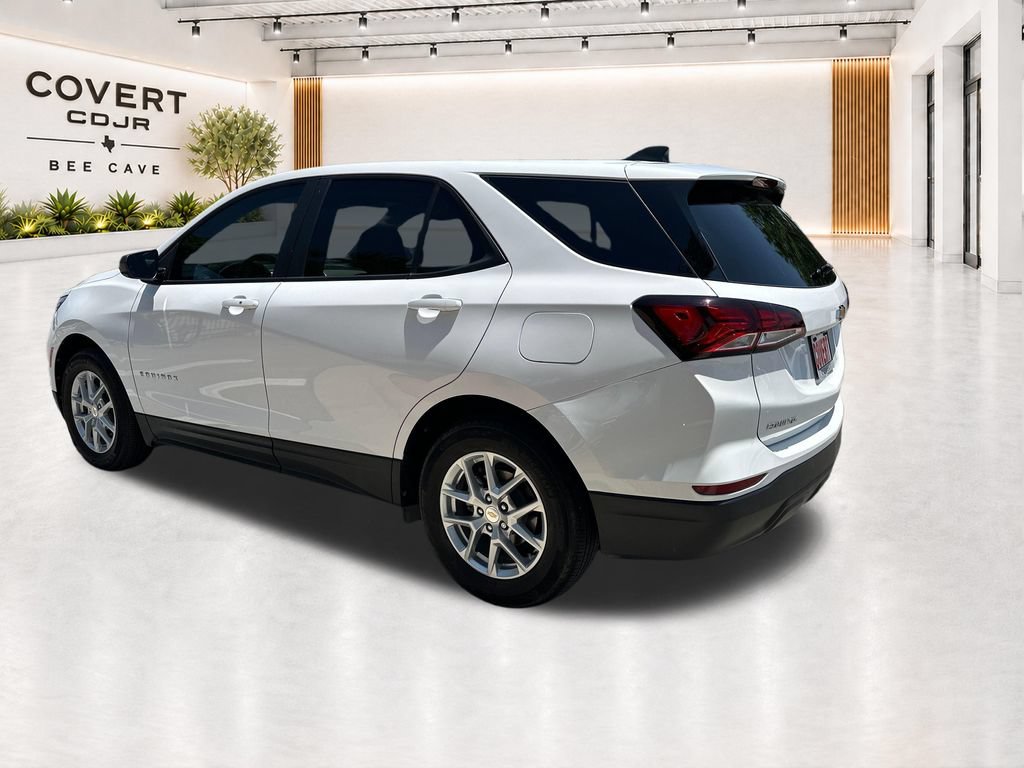 Used 2024 Chevrolet Equinox LS w/ LS Convenience Package FWD image 9