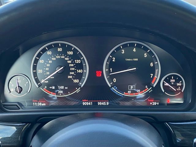 Used 2016 BMW 550i xDrive Sedan image 40