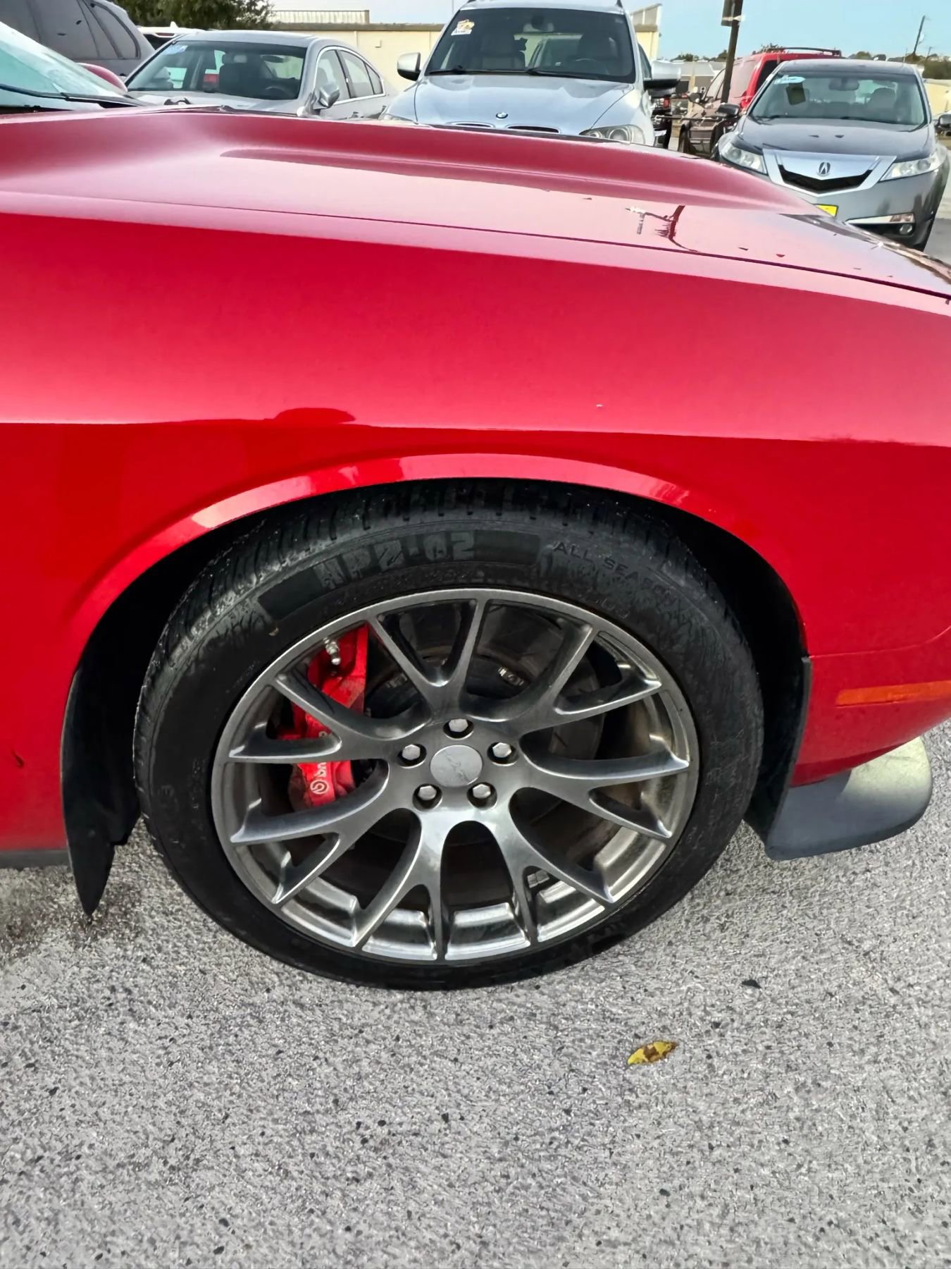 Used 2015 Dodge Challenger SRT w/ Technology Group image 29