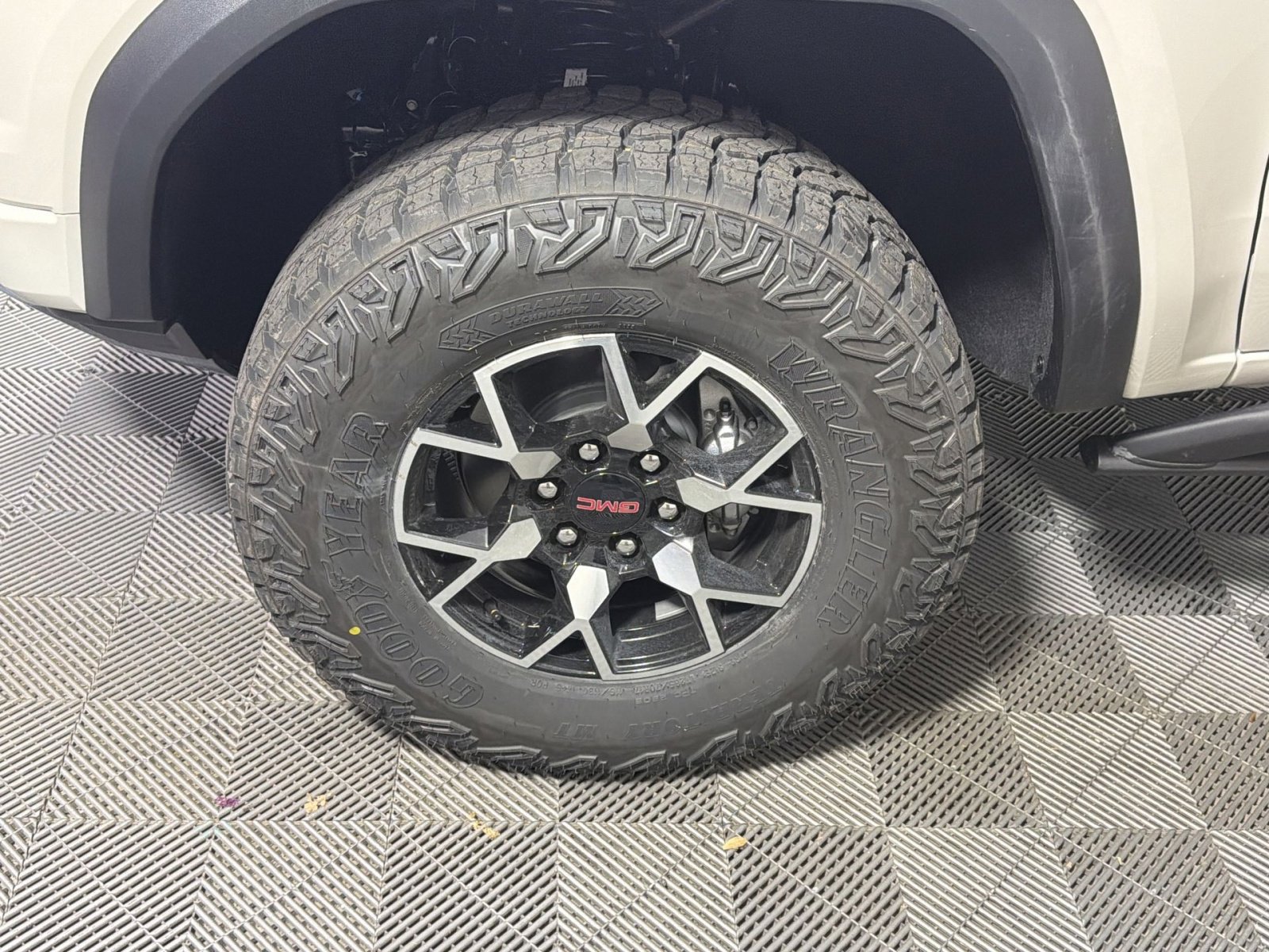 New 2026 GMC Canyon AT4X image 12