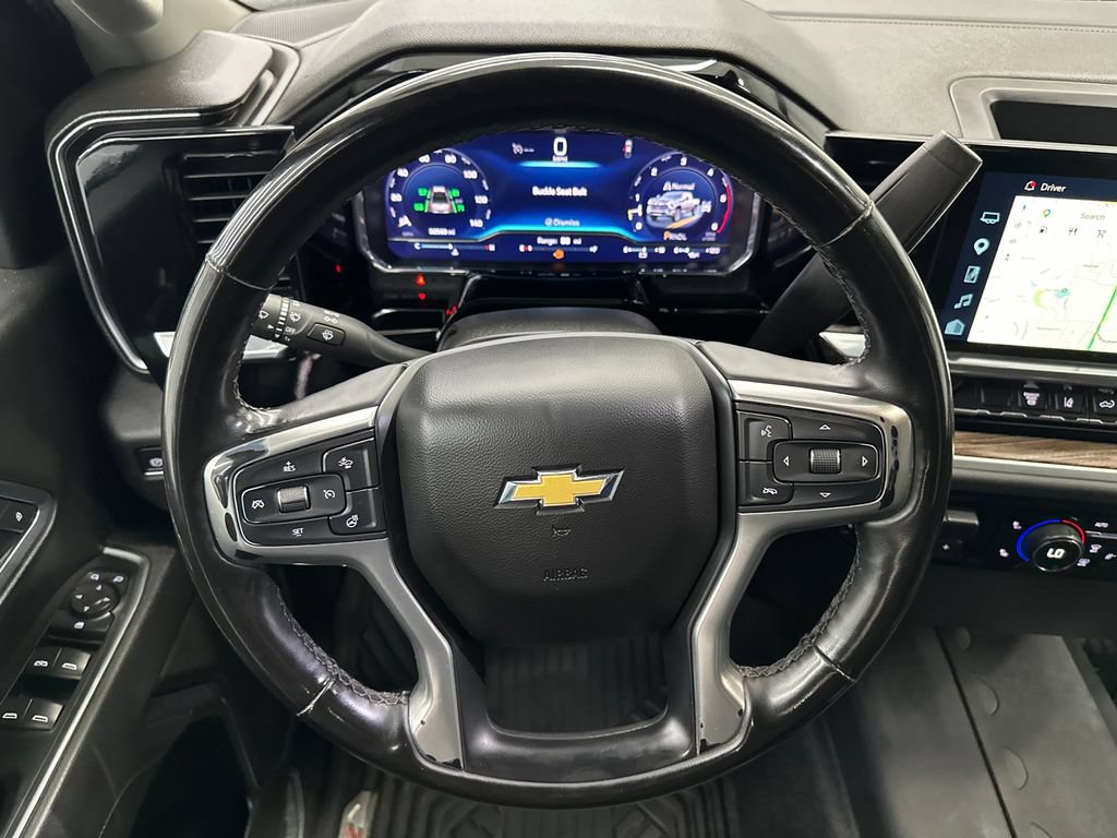 Used 2025 Chevrolet Silverado 2500 LT AWD/4WD image 24